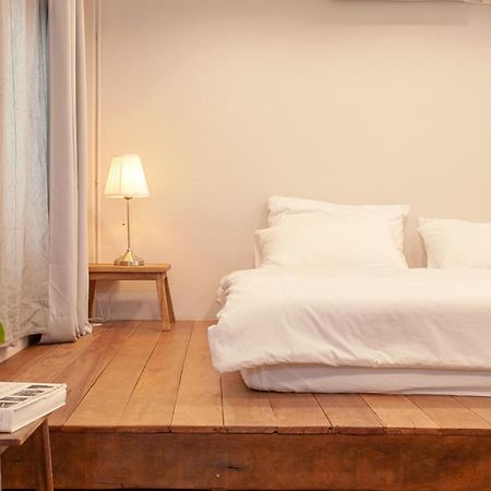 Mana Craft Stay Bangkok Buitenkant foto